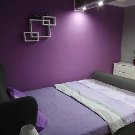 Holiday Peace And Love - Two-bedroom With Terrace And Garden View *